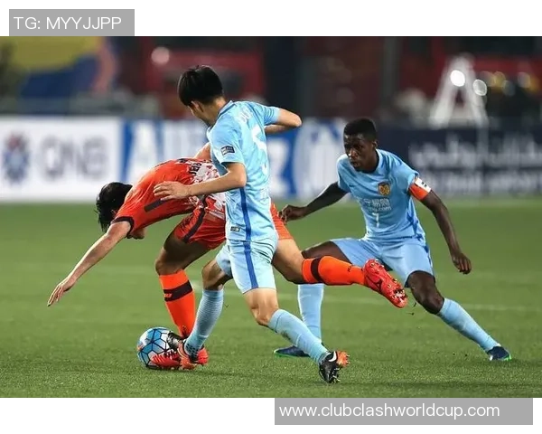 南京足球队防反战术解析及其在比赛中的得失表现分析